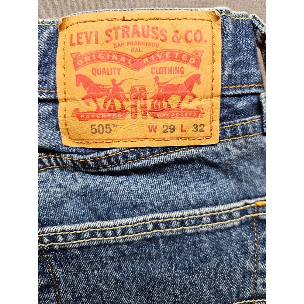 Levis 505 Regular Fit Straight Leg Jeans Medium Wash Blue Denim W29 L32